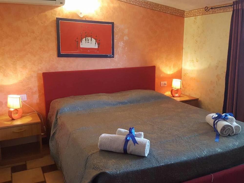 كاربونيا B&B Fantar House المظهر الخارجي الصورة