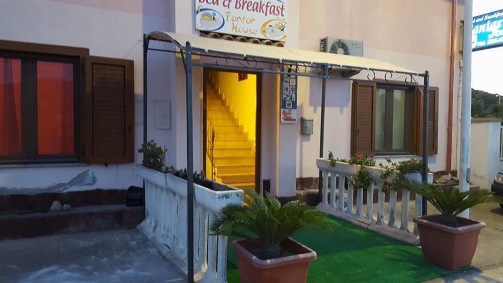 كاربونيا B&B Fantar House المظهر الخارجي الصورة