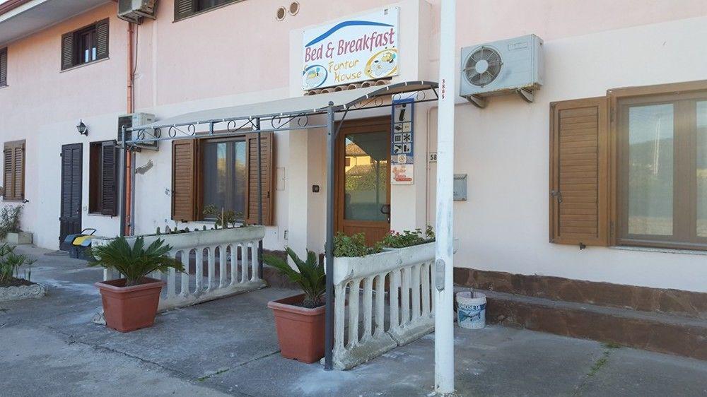 كاربونيا B&B Fantar House المظهر الخارجي الصورة