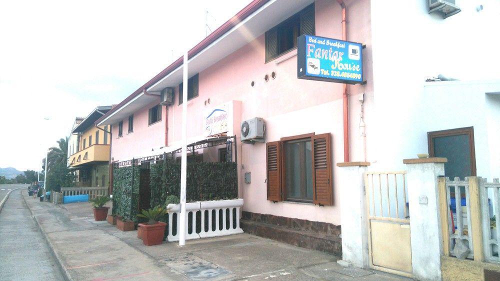 كاربونيا B&B Fantar House المظهر الخارجي الصورة